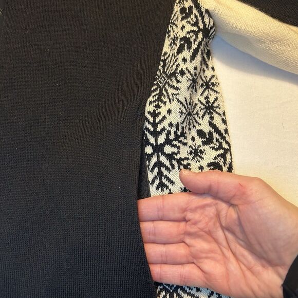 Dale of Norway Women's Black Cream Snowflake Nordic Full Zip Wool Sweater Size L - Picture 9 of 16